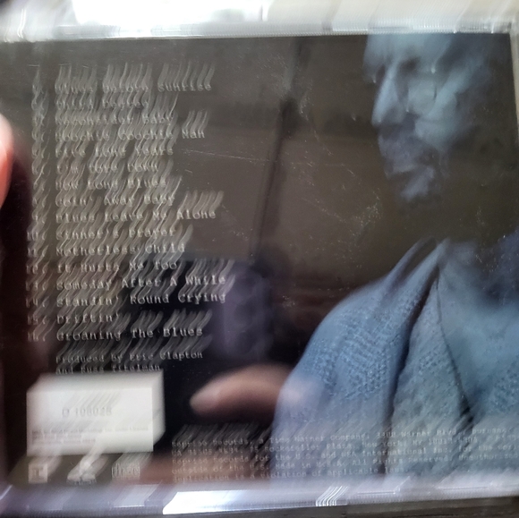 Eric Clapton From The Cradle CDTested and works Some scratches on the case on - Picture 2 of 4